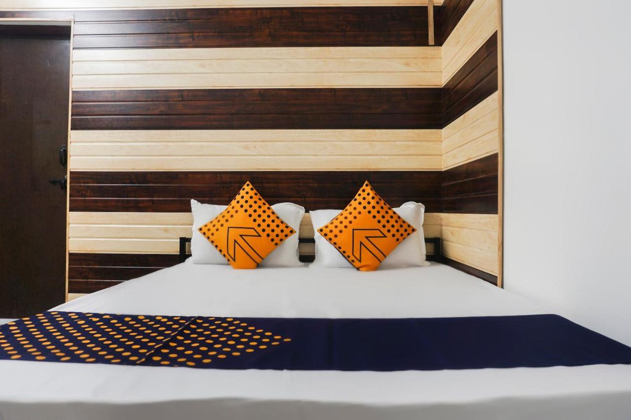 Hotel Spot On 43036 Gokul And Mauli Pure Veg Restaurant Pune
